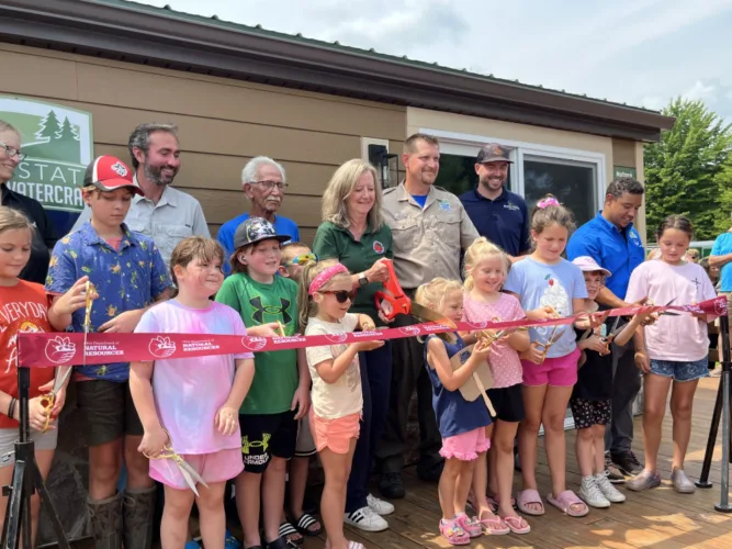 Nature center complex opens